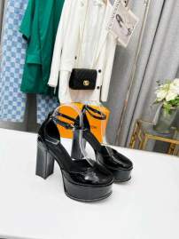 Picture of Louis Vuitton Shoes _SKULVsz34-4212cmmnf051213643